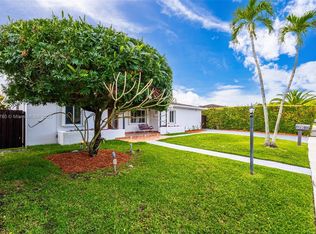 6830 SW 50th Ter, Miami, FL 33155