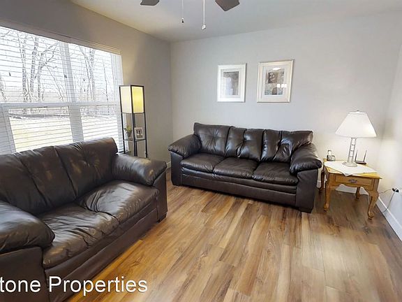 4th image of 5405 Preston Pl