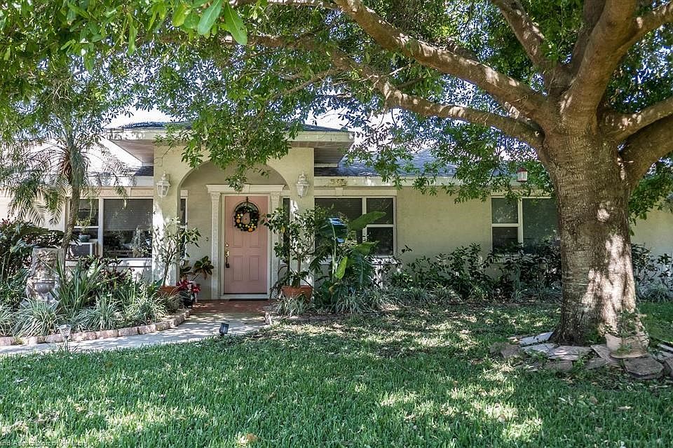 1st image of 1012 Lake Sebring Dr