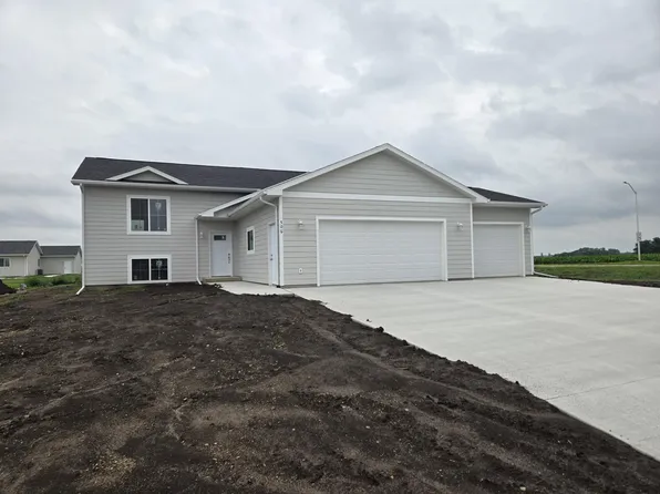506 Cullen Ave, Volga, SD 57071