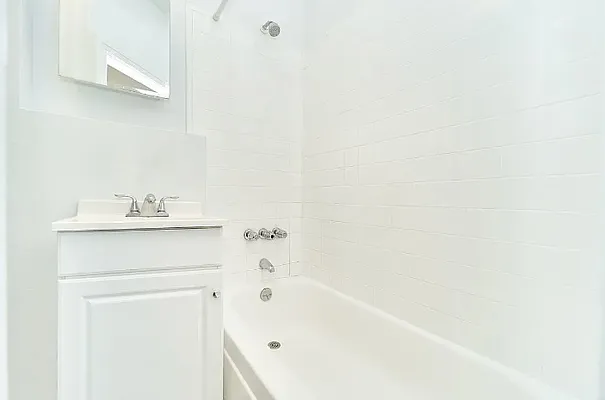 Rented by Living New York | media 8