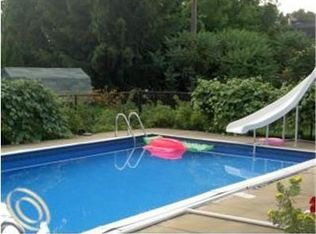 7280 Muerdale, West Bloomfield, MI 48322