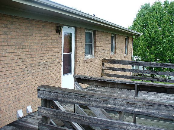 5th image of 916 Presnell Dr