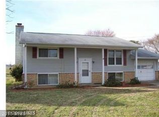 99 Barnes Blvd, Colonial Beach, VA 22443