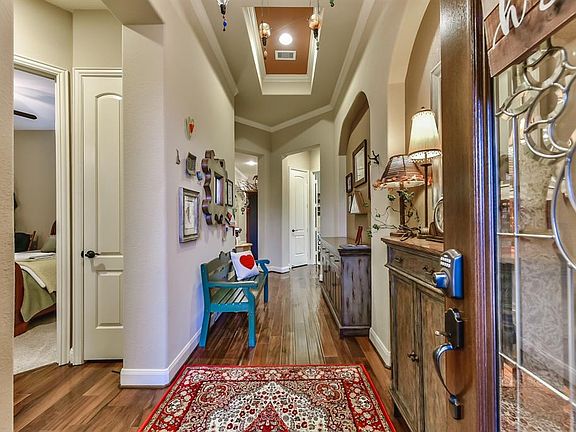 3rd image of 26923 Camirillo Creek Ln