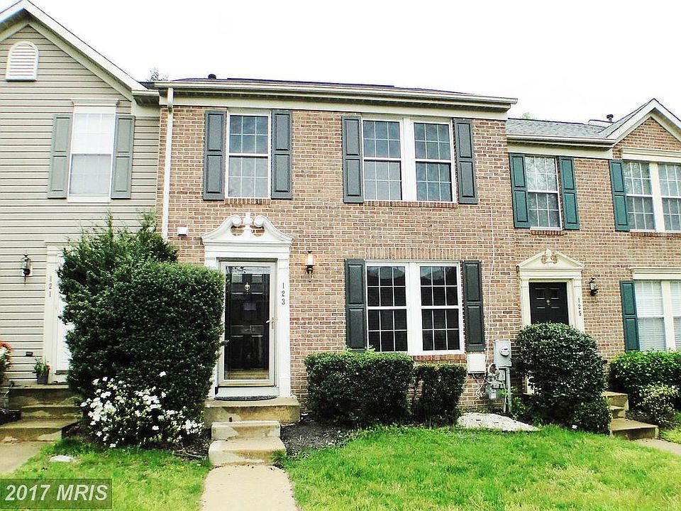 1st image of 123 Foxchase Dr