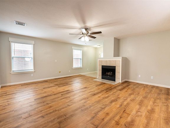 5th image of 7830 Hunters Peak Ln