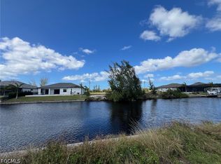 722 NW 39th Ave, Cape Coral, FL 33993