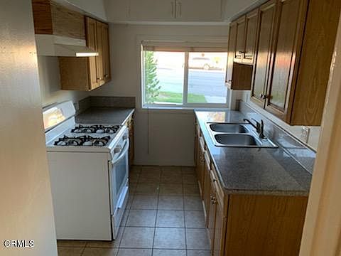 1st image of 2206 Montrose Ave