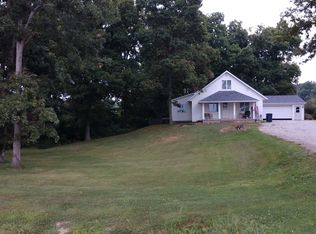 16208 N 1000th St, Marshall, IL 62441