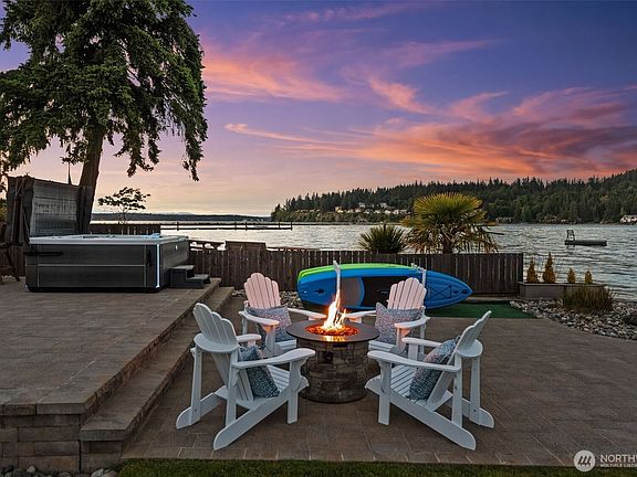 2nd image of 4221 Forest Beach Drive NW
