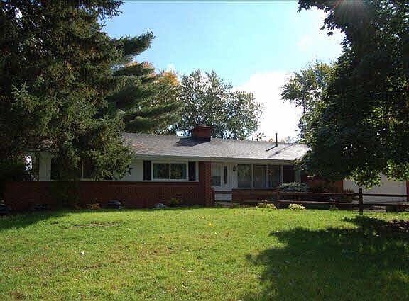 2nd image of 7258 Glenmore Dr