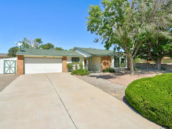1209 Weeping Willow Ct NE, Rio Rancho, NM 87144