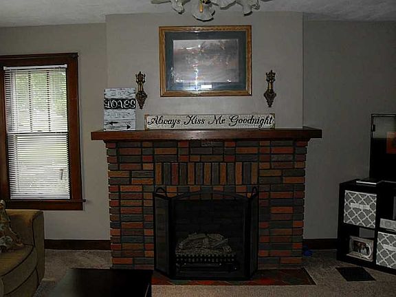 5th image of 1305 Washington Ave