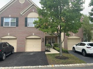 30 Persimmon Ln #30, Holmdel, NJ 07733