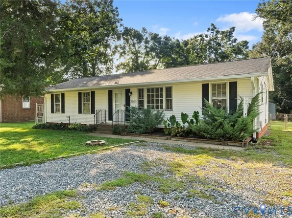 2342 Buena Vista Blvd, Chester, VA 23831