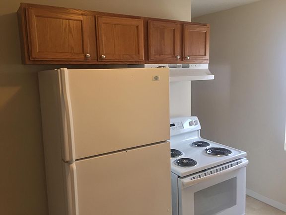 4th image of 1911 Ashbrook Dr