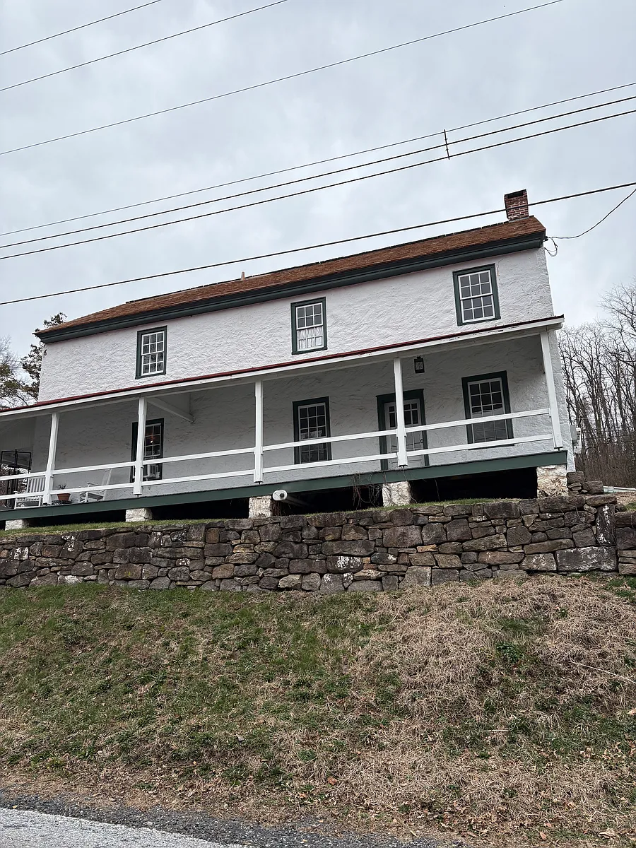 Building Photo - 3380 Coventryville Rd #2