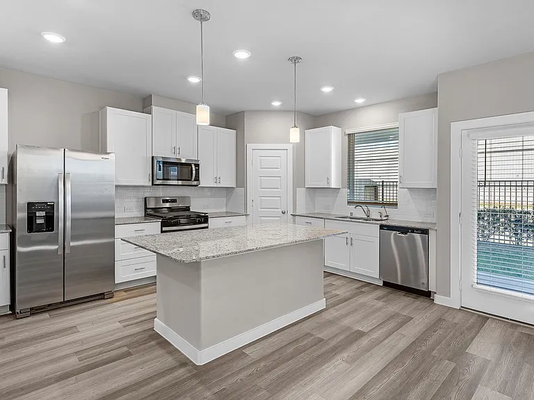 1514 Blue Acer Dr — Photo 3