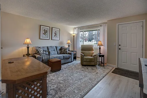 1206 E Heroy Ave Photo 1