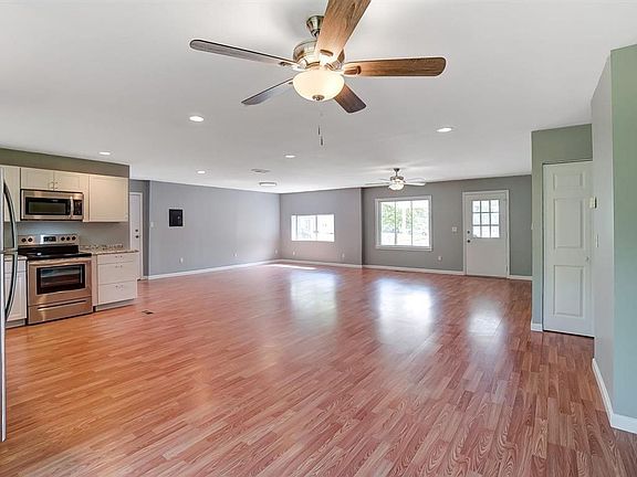 3rd image of 2794 Petobego Ct