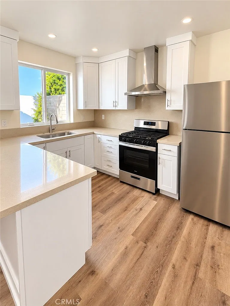 1 bed, 673 sqft, $3,500 — Photo 3