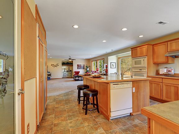 3rd image of 2607 16th Avenue Ct SW