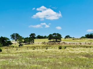 3 Oakwater Dr, Fredericksburg, TX 78624