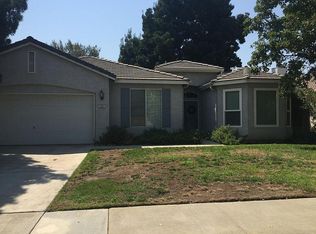 711 Woodridge Ct, Lemoore, CA 93245