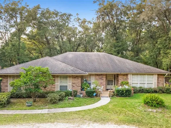 2020 Chinaberry Ln, Deland, FL 32720