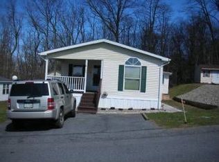 1009 Redwood Ct, Hamburg, PA 19526