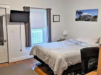 472 S Main St #2 — Photo 8