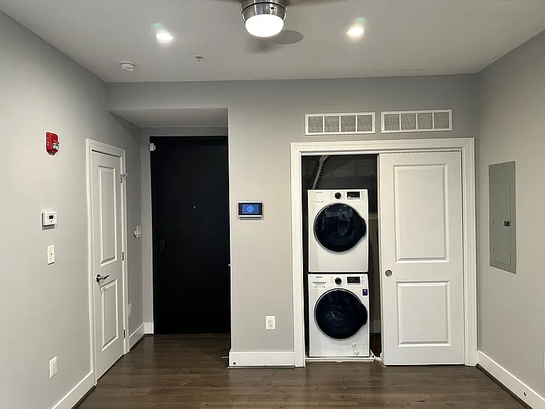 625 Park Rd NW #104 — Photo 8