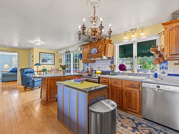 2nd image of 52 Tamarack Drive