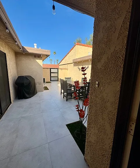 Front courtyard with BBQ.