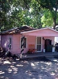2nd image of 1954 Clements Ave