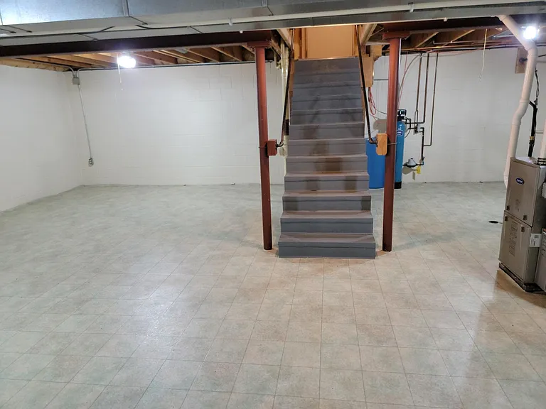 1479 Redfield St — Photo 23