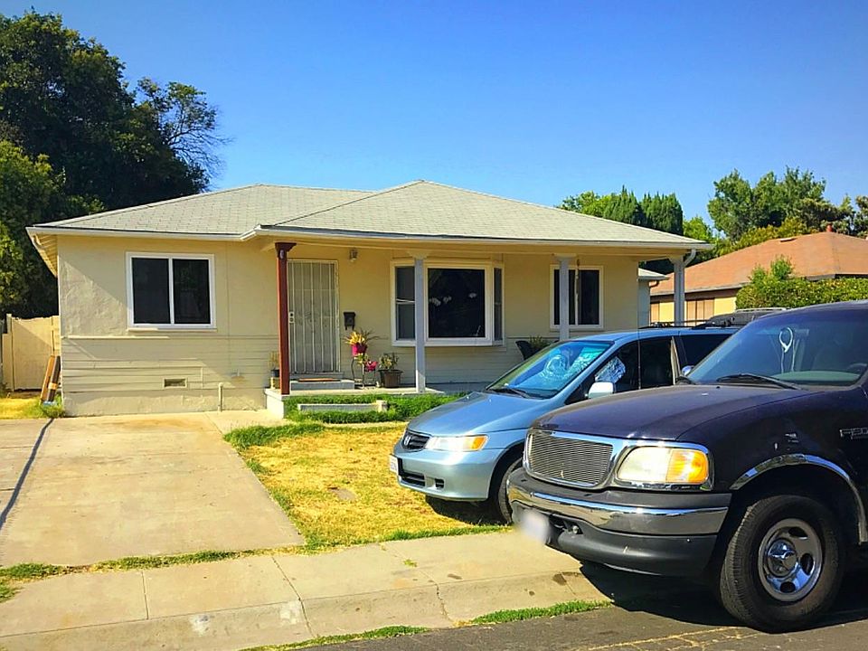 1st image of 3101 W Princeton Ave