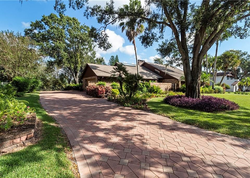 1st image of 1022 Sugartree Ln N