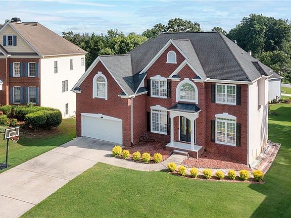 3rd image of 485 Kenion Forest Way