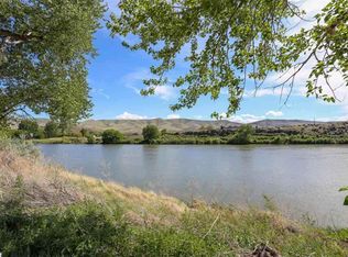 175915 River Edge Dr, Prosser, WA 99350