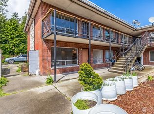 748 S Cloverdale St APT 3, Seattle, WA 98108