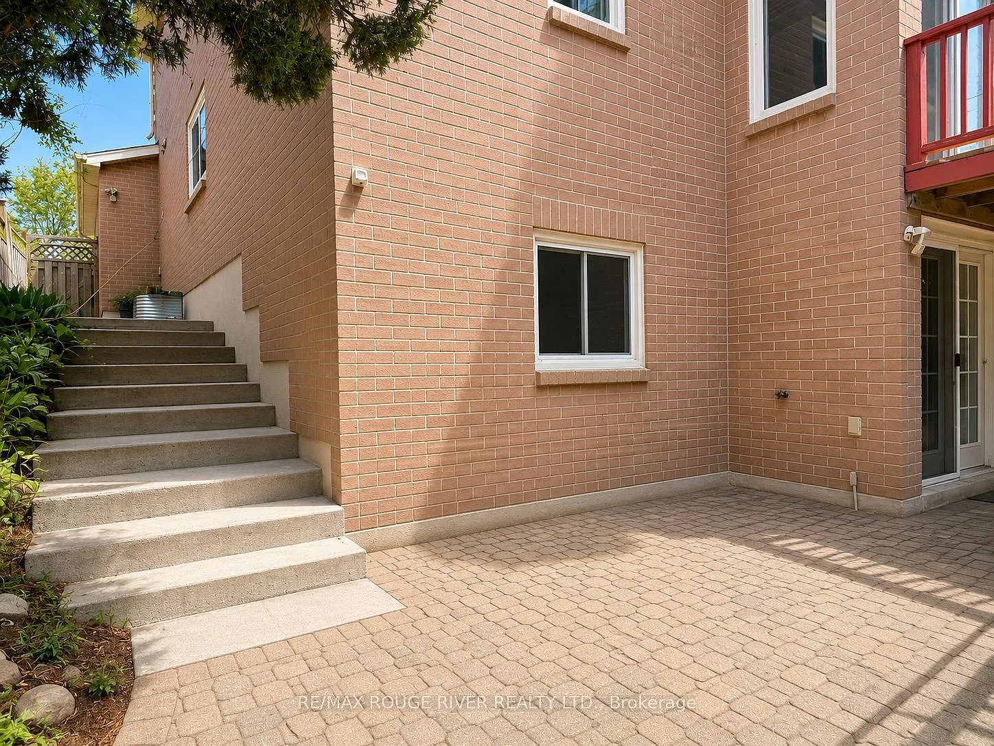 2 bed, $1,800 — Photo 2