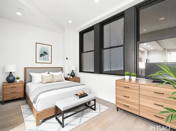 15 Park Row image 1 of 17