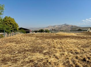 16581 Wardlaw Dr, Springville, CA 93265