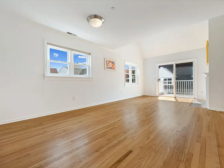 51 Forest Ave #138 — Photo 10