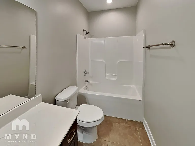 214 Balota St — Photo 24