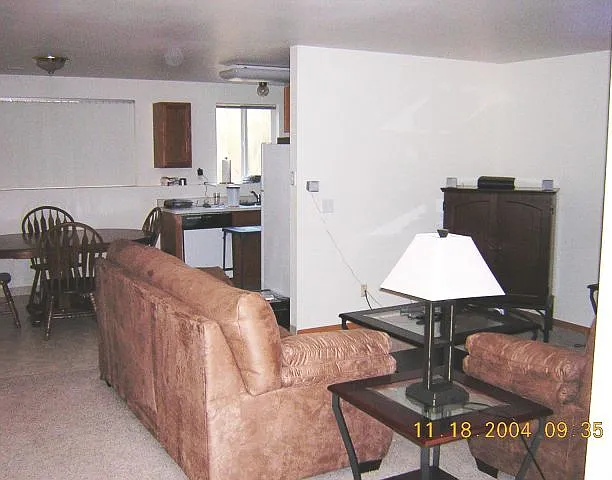 2 bed, 2.0 bath, 1070 sqft, $1,075 — Photo 3