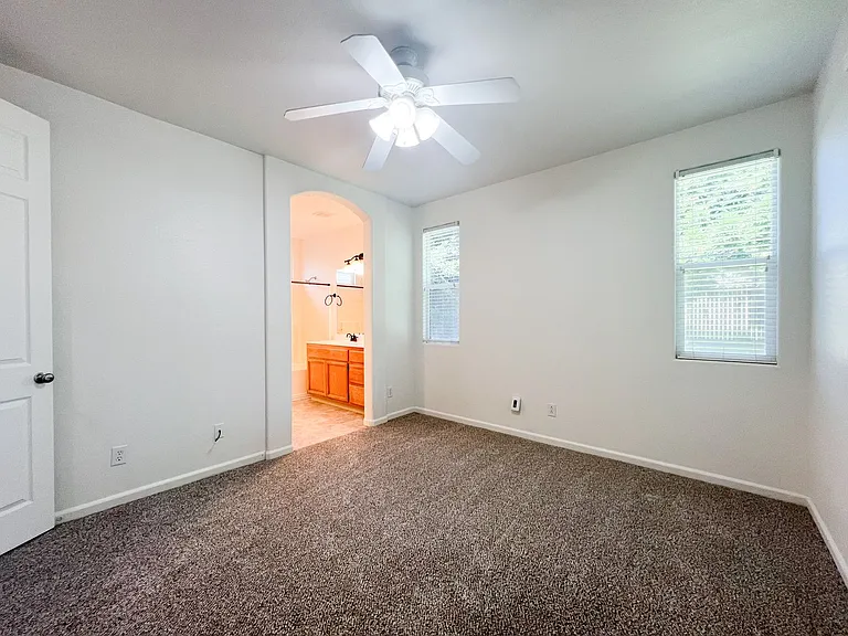 9814 Paso Fino Way — Photo 29