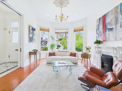 1709 Myrtle St, Oakland, CA, 94607